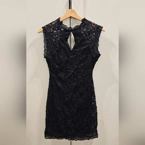 Bebe Lace Dress - Picture 2 of 9